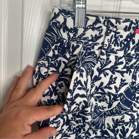 Lilly Pulitzer Jayne Stretch Shorts Lobster Krillin' It Oyster Bay Blue 0 - Picture 5 of 10